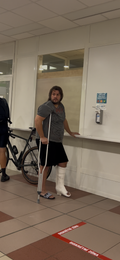 Heavy slwc men hospital video