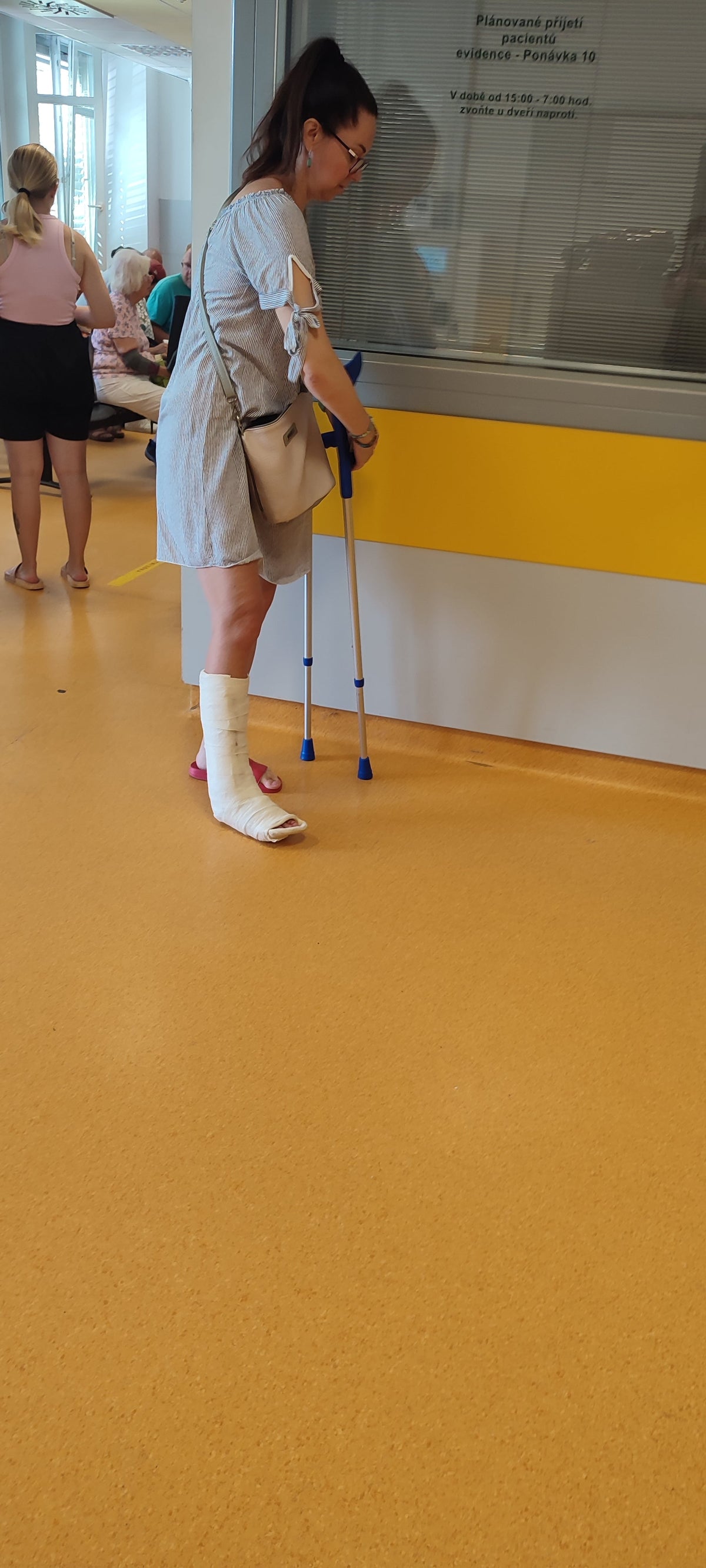 girls in slc hospital photo pack